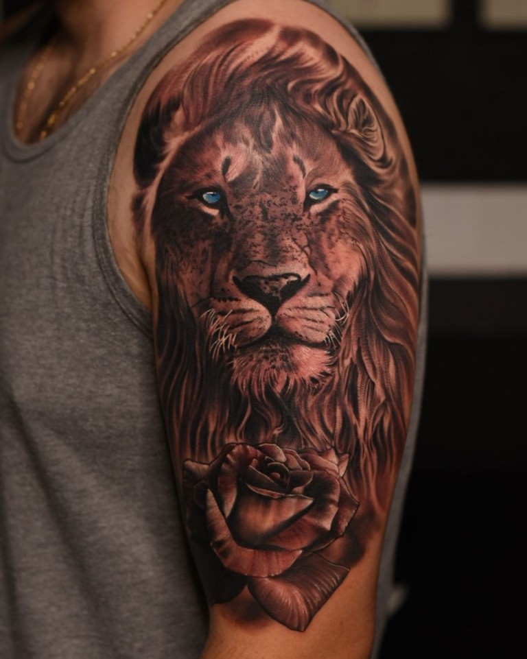 Hình xăm sư tử ở cánh tay chất cho nam