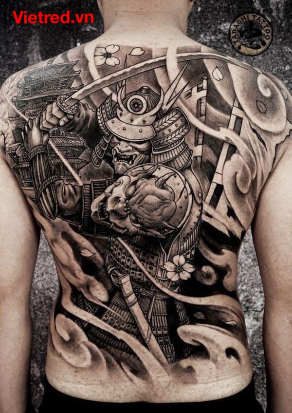 hình xăm samurai trắng đen