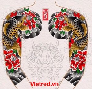 Hình xăm cá chép kính tay kết hợp hoa qua ngực