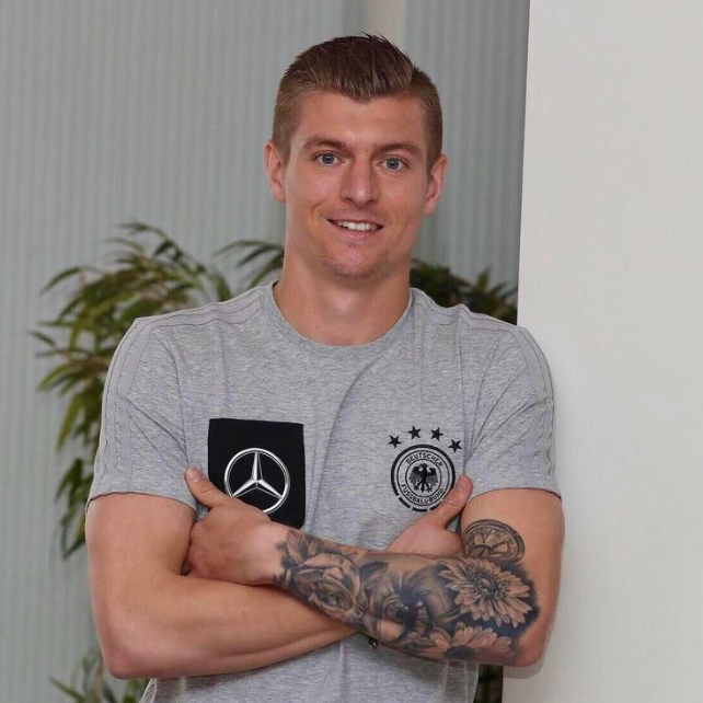 Hình xăm Toni Kroos