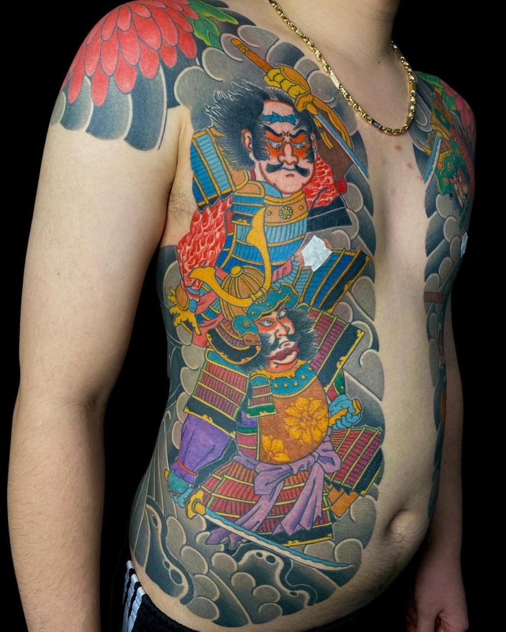 Nhật cổ tattoo kín bụng