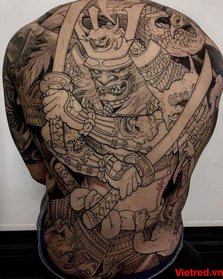 hình xăm khung samurai